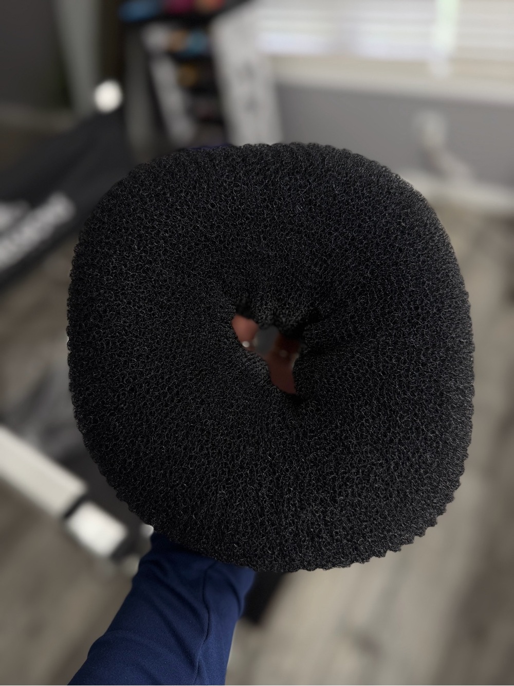 20cm Black Hair Donut Bun Maker